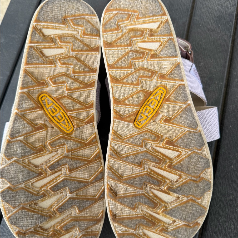 Keen Elle Purple criss Cross Sandals 8.5 - Picture 3 of 6